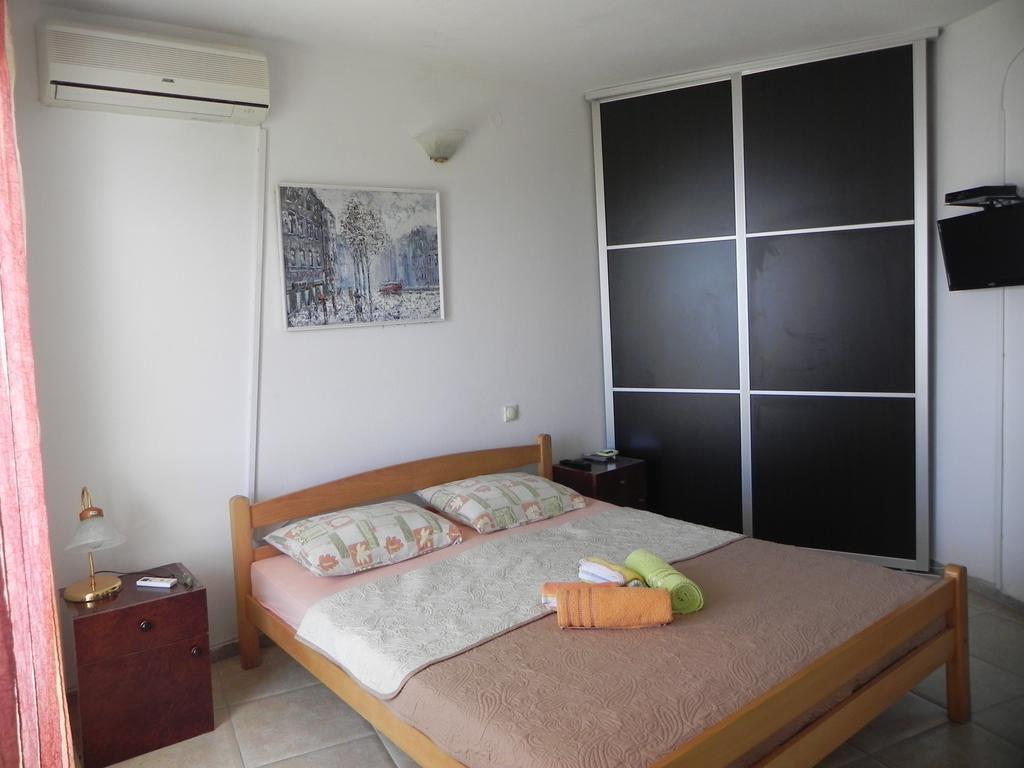 Apartments & Rooms Villa Anastasija 乌尔齐尼 客房 照片