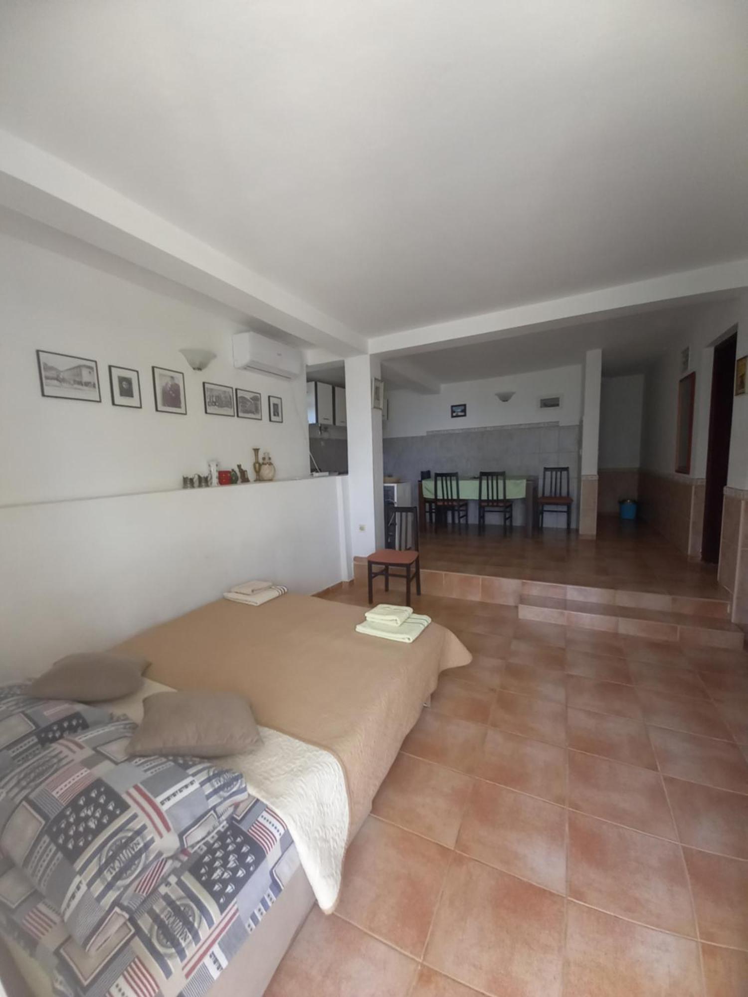 Apartments & Rooms Villa Anastasija 乌尔齐尼 外观 照片