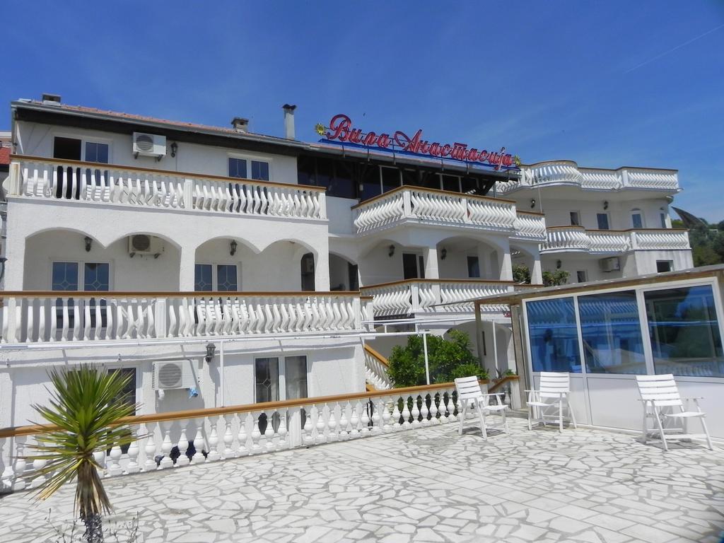 Apartments & Rooms Villa Anastasija 乌尔齐尼 外观 照片
